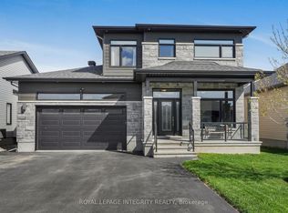 400 Colmar St, Russell, ON K0A 1W0
