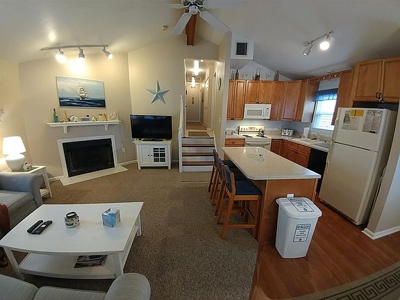 5th image of 1239 Haven Ave #1239