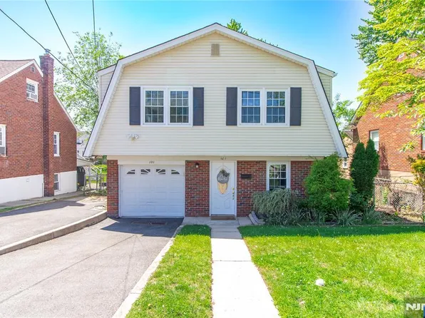 101 Larch Ave, Dumont, NJ 07628