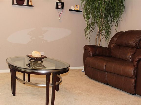 5th image of 9307 Delmont Park Ln
