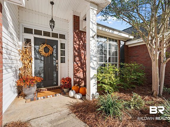 4th image of 20226 Marion Ct