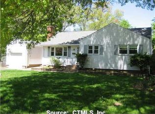 313 Hackmatack St, Manchester, CT 06040