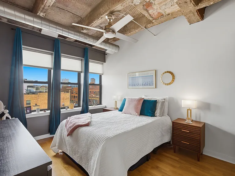 3150 N Sheffield Ave #505 — Photo 9
