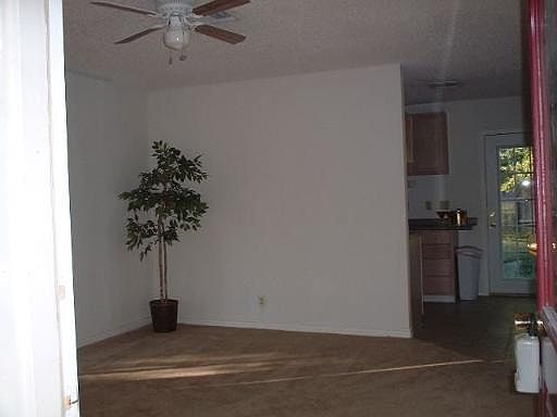 2nd image of 7007 GLEN TRAIL DR