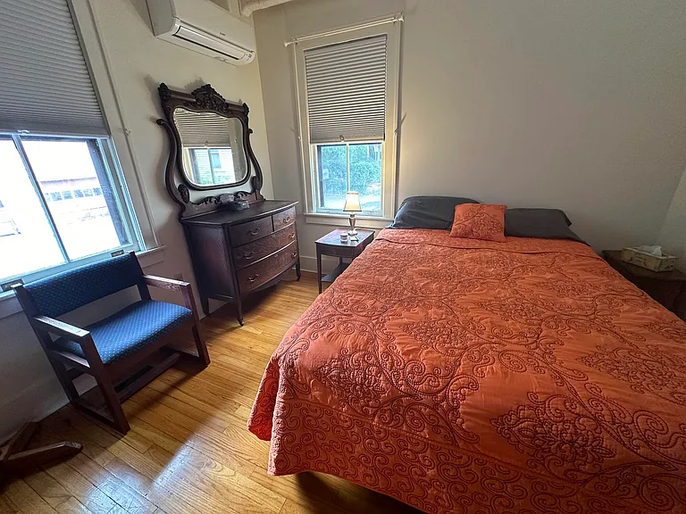 413 N Cayuga — Photo 39