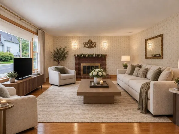 11 Preston St, Wakefield, MA 01880
