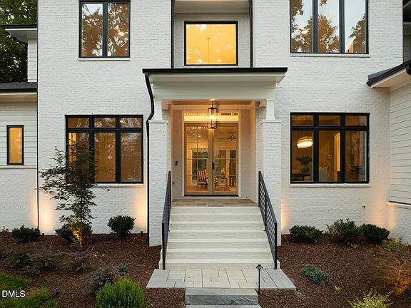 2nd image of 3521 Brook Dr