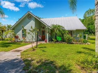 6704 SW Busch St, Palm City, FL 34990
