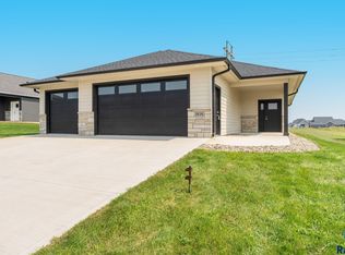 1616 N Marlowe Ave, Sioux Falls, SD 57110