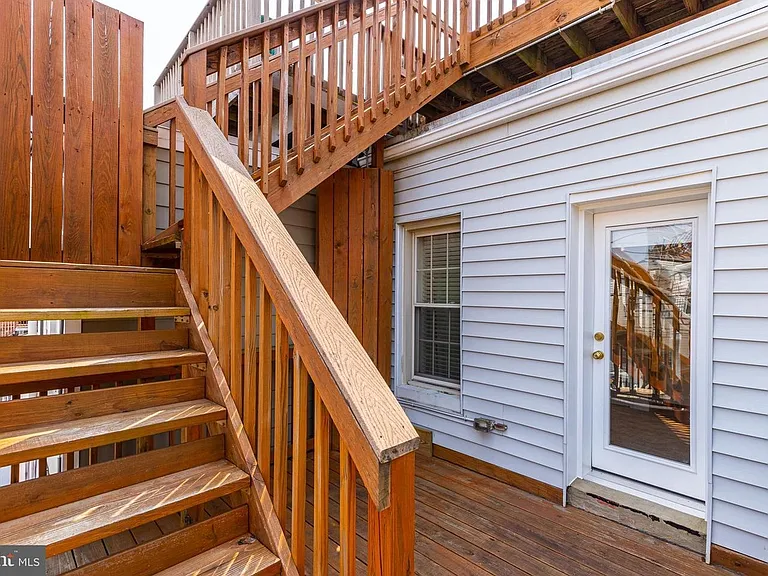 723 S Decker Ave — Photo 13