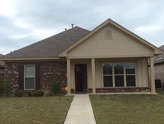 2nd image of 1416 Prairie Oak Dr