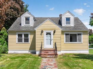 20 Washington Avenue, Mechanicville, NY 12118