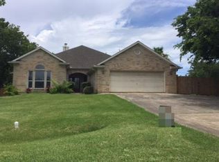 306 Oakdale Ave, Shoreacres, TX 77571