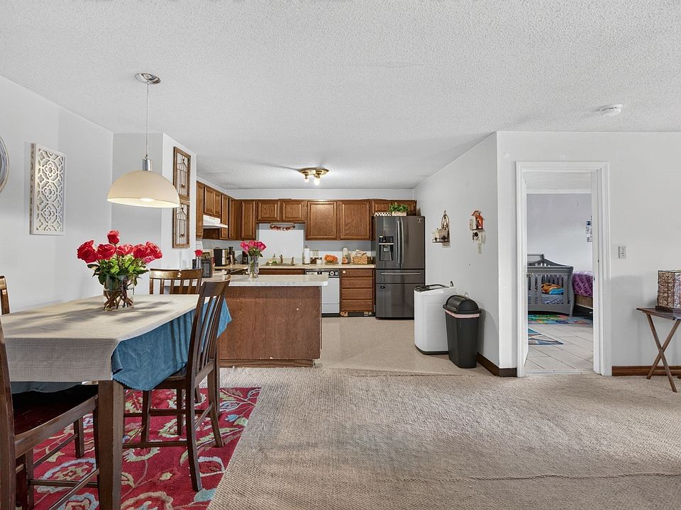 1st image of 204 Washington St APT 304