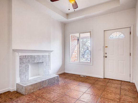 3rd image of 3007 N Marion St