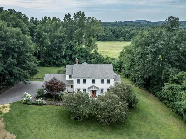 171 Wildwood Court, Shelburne, VT 05482