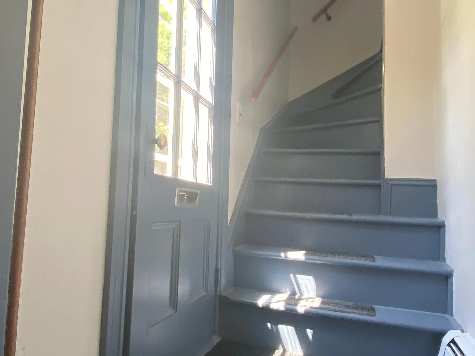 27 Almy St — Photo 1