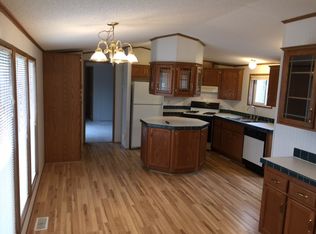 39230 N Sugar Lake Rd, Cohasset, MN 55721