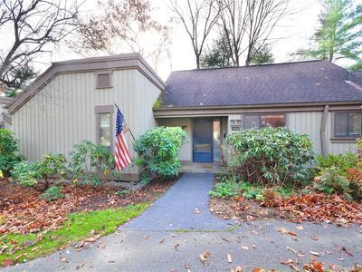 1010 Heritage Vlg #A, Southbury, CT, 06488