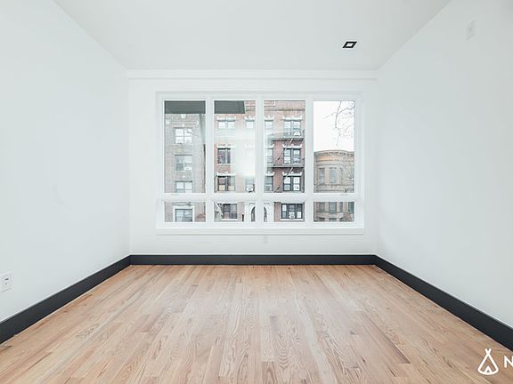 4th image of 1079 Carroll St #3C