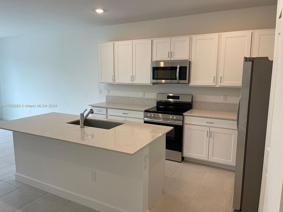 1st image of 5423 Flannigan Way