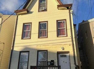 109 Warren St, Paterson, NJ 07524