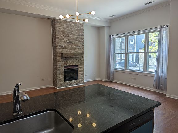 3rd image of 3117 N Paulina St APT 1