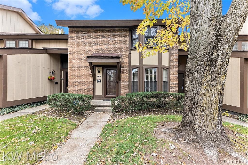 25317 Greenbrooke Dr, Southfield, MI 48033 Zillow