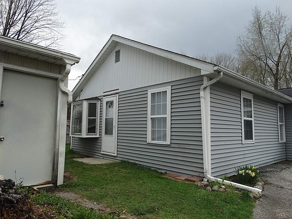 2nd image of 4654 King Rd