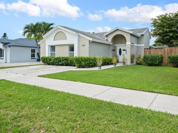 14311 SW 103rd Ter, Miami, FL 33186