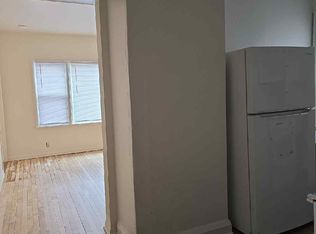 767 S 24th St #4, Milwaukee, WI 53204