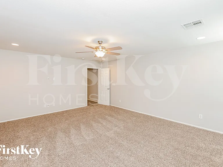 9809 Dryden Ct — Photo 9
