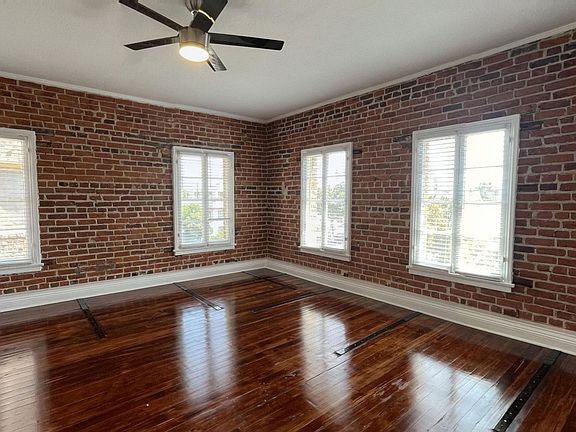 2nd image of 3701 W 9th St #301