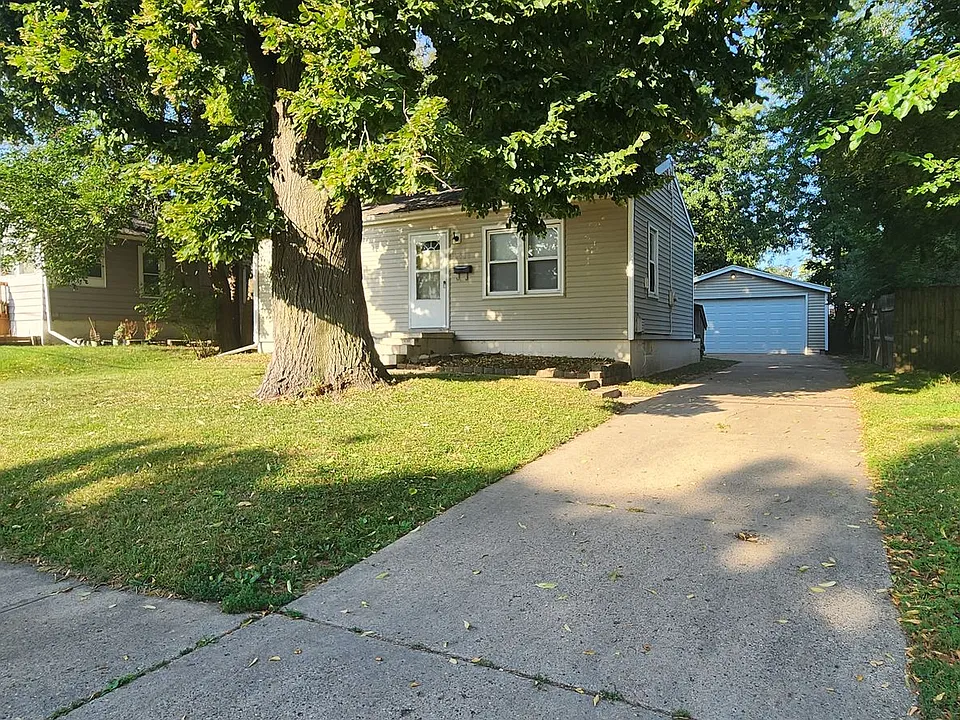 2008 Lay St