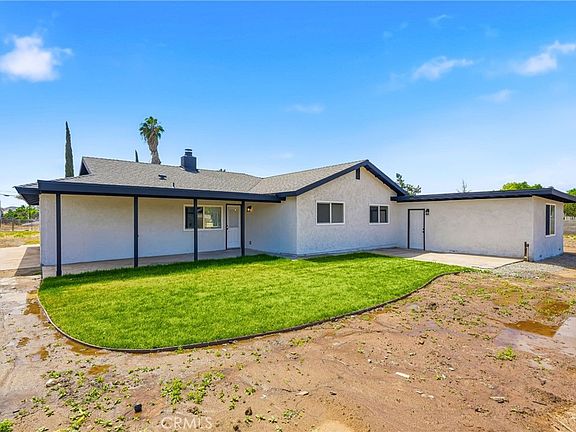 5th image of 20950 Warren Rd