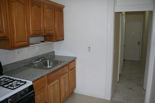 5th image of 624 52nd St