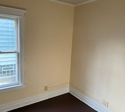 2nd image of 30 Churchlea Pl #1