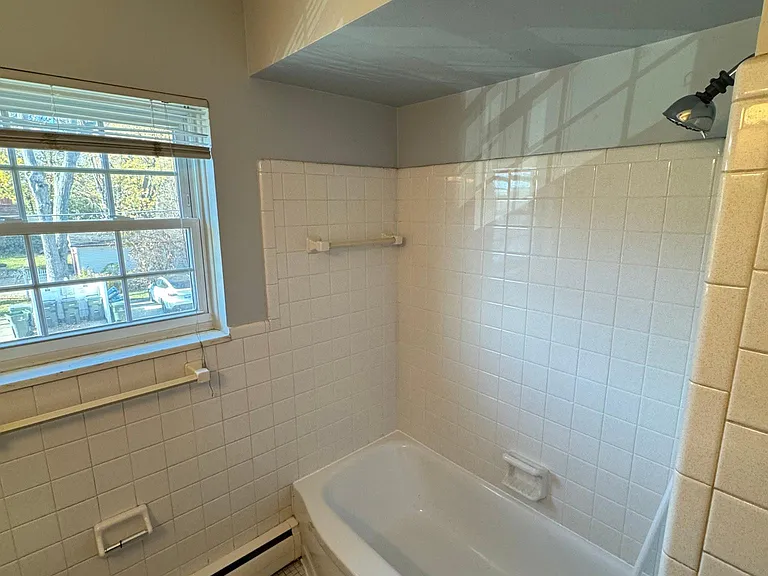 28401 Jefferson Ave #4 — Photo 9