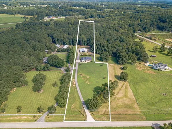 3050 Marion Ivie Rd, Good Hope, GA 30641