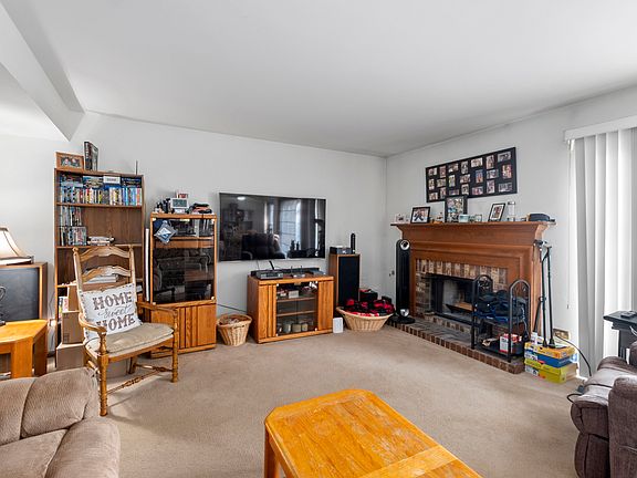 5th image of 9227 Dexter Ct