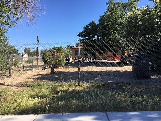 1st image of 217 W Van Buren Ave