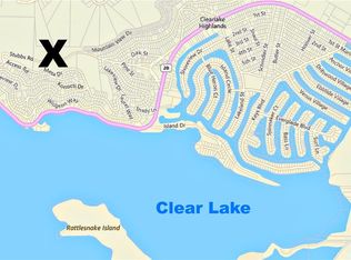 12200 Mountain View Dr, Clearlake Oaks, CA