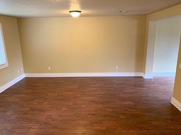 5th image of 1136 NW 23rd St #103