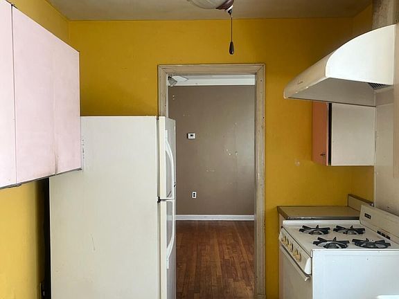 5th image of 2025 Olive Road