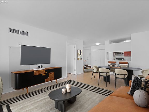 3rd image of 211 N End Ave APT 6Q