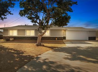 17443 Vista St, Hesperia, CA 92345