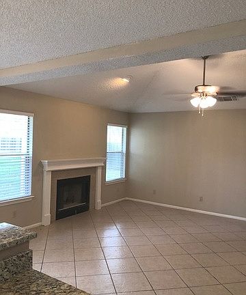 4th image of 1318 Canyon Parke Dr
