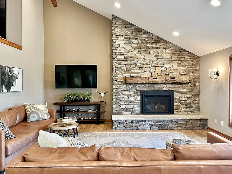 6245 Summit Ct — Photo 11