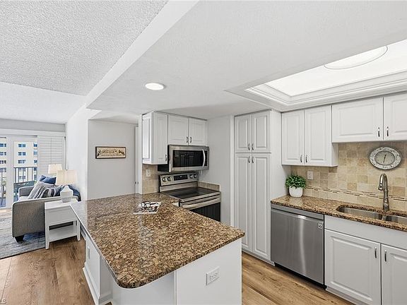 4th image of 3443 Gulf Shore BLVD N #416