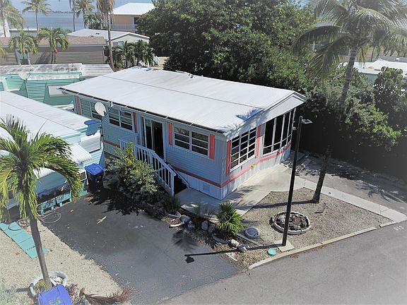 3rd image of 701 Spanish Main Dr #313
